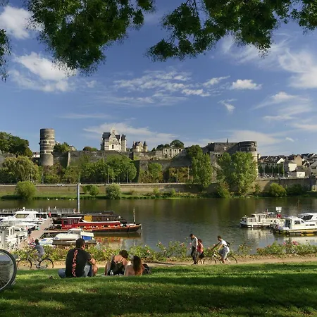 Hypercentre 9 Rue De La Roe אנז'ה