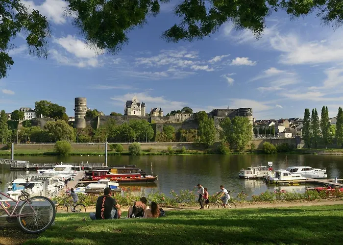 Hypercentre 9 Rue De La Roe אנז'ה